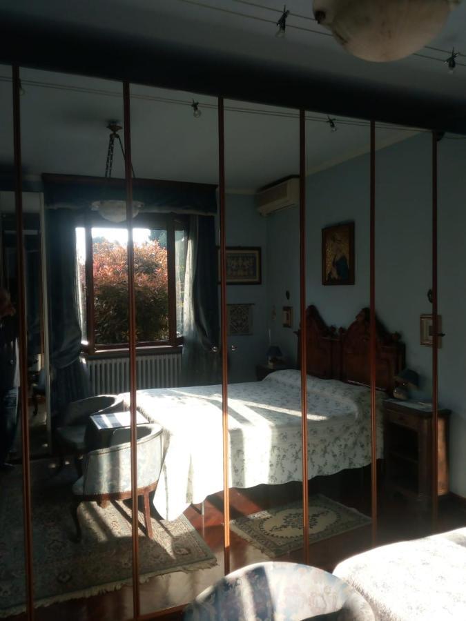 B&B Les Fleurettes Lomazzo Eksteriør bilde