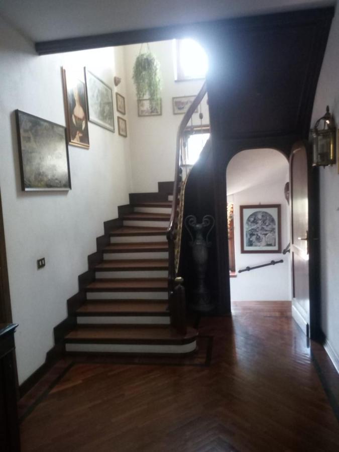 B&B Les Fleurettes Lomazzo Eksteriør bilde